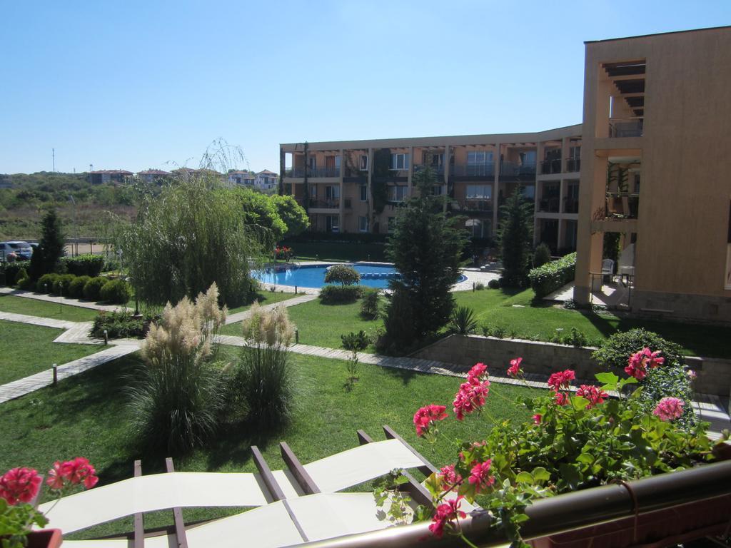 Sozopoli Hills Apartments Eksteriør billede